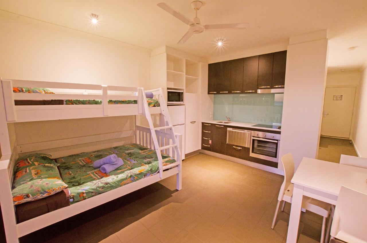 ออนสโลว์ บีช รีสอร์ต Hotel ภายนอก รูปภาพ