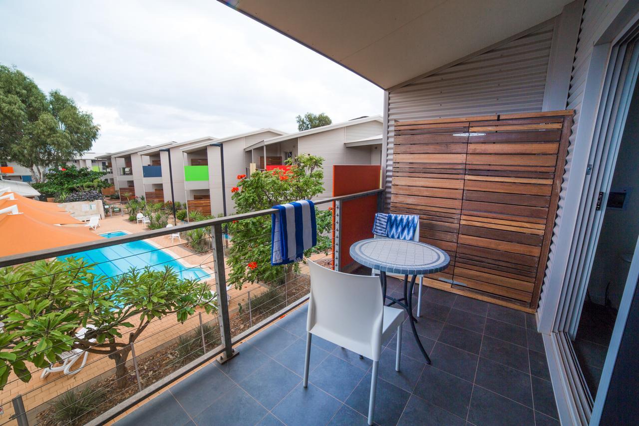 ออนสโลว์ บีช รีสอร์ต Hotel ภายนอก รูปภาพ